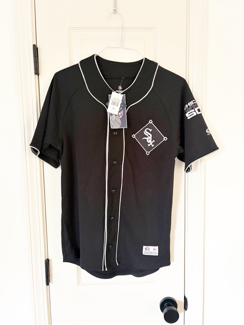 Adult small • NEW • Chicago White Sox Jersey true fan mlb white Sox black